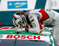 Nico Müller küsst seinen Audi-Boliden. Insgesamt konnte er bis zum Finale sechs Siege einfahren