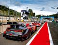 Aufstellung fürs Qualifying. Die imposanten Heckflügel der DTMClass- One-Boliden wird man ganz sicher vermissen, ebenso den giftigen Sound der restlos ausgereizten Turbo-Triebwerke