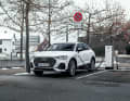 Geladen werden kann der Q3 Sportback Plug-in-Hybrid an der Haushaltssteckdose, an der Wallbox oder an öffentlichen Ladesäulen