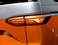 Zweigeteilte LED-Rückleuchten (Serie)