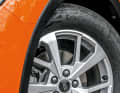 Die 18-Zoll-Alufelgen im 5-Y-Speichen-Design mit 235/55er Reifen kosten 850 Euro Aufpreis | s