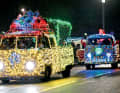 Mehrere tausend LED-Lämpchen verliehen den Bullis einen weihnachtlichen Lichter-Glanz