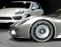 2013 präsentiert Porsche mit dem 918 Spyder einen Hyper-Sportwagen mit Plug-In-Hybrid-Technik. Systemleistung: gewaltige 887 PS