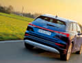 Kein Heckmeck: Trotz Hinterradantrieb serviert der Audi Q4 40 E-Tron ein narrensicheres Fahrverhalten mit toller Lenkansprache. Die stärkeren Q4 45 und 50 E-Tron kommen mit Quattro-Allradantrieb