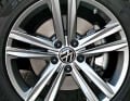 Unser Testwagen war mit 18-Zoll-Alurädern „Sebring“ sowie saisonbedingt mit M&S-Reifen in 245/45 R18 bestückt