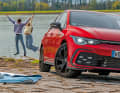 Bei allem Sportsgeist erweist sich Volkswagens Hot Hatch auch als veritabler Problemlöser im Alltag – der GTI ist und bleibt ein echter Golf