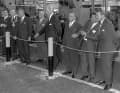 Einweihung Werk Kaiserslautern am 03.06.1966. v.l.n.r.: Generaldirektor Ralph L. Mason (mitte), rheinlandpfälzischer Ministerpräsident Dr. Peter Altmeier (l. daneben), Werksleiter H. Gensert (2.v.r.) und Oberbürgermeister Dr. Walter Sommer (3.v.l.)