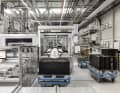 Im BMW-Werk Leipzig startet ein Pilotprojekt mit dem Roboter AEON von Hexagon Robotics für Batteriefertigung und Komponentenproduktion.