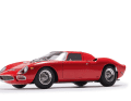 Der Ferrari 250 LM wurde für Rennen entwickelt, aber auch für die Straße verkauft, von CMC bald auch in 1:18
