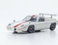 In Weiß mit passenden Minilite-Felgen und einem großen Heckflügel rollt der Lotus Europa aus dieser Serie aus der Box Foto: Werk