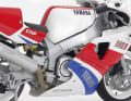 Yamaha FZR 750 OW01 von Tamiya in 1:12