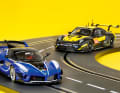 Slotracer von Porsche und Ferrari bei Carrera
