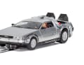 Scalextric fährt außerdem in 1:32 dank dieses DeLorean DMC auf der Fahrbahn „Zurück in die Zukunft“ 