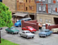 Opel passen in jedes Diorama (oben). Der GT/E als Kult-Coupé mimt den Sportler