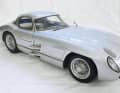 Das exklusiv abgelichtete 1:8-Handmuster des Mercedes-Benz 300 SLR zeigt, wo Legrand mit seinem Bausatz hinmöchte