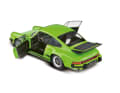 Dem giftigen Porsche 911 (930) Turbo als Coupé steht im Maßstab 1:18 diese neue Farbe von Solido ganz ausgezeichnet