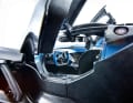 Die Türen sind beim Bugatti Bolide von Bburago in 1:18 be weglich, die Karosserie ist so zerklüftet wie beim Original
