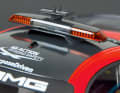 Minichamps aus Aachen kann einfach Formel-1-Pace-Cars und bekennt dabei auch ganz besonders gerne in 1:18 Farbe