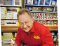        Bernhard Werst aus Ludwigshafen: „Der Webshop hat uns den Hintern gerettet. Wir haben wie verrückt Pakete gepackt.“