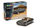 Als 1:8-Modell aus dem Revell-Formenfundus geht der ’79 Firebird Trans Am gekonnt in die Details. Auch die Decals sind Extraklasse.