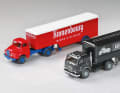 ...Pausbacke und US-Truck.