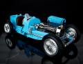 Für ein 1:64-Modell zeigt Hot Wheels einen extrem filigran gearbeiteten Achtzylinder