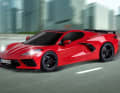Die Corvette C8 aus der Revell-Control-Serie geht serienmäßig mit einer LED-Frontbeleuchtung an den Start ] Foto: Werk