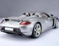 Die Firma aus Bristol gibt an, dass die Entwicklung des 1:8-Modells des Porsche Carrera rund 3000 Stunden in der Entwicklung verschlungen hat ] Foto: Amalgam