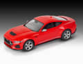 Der Mustang mit Fastback-Karosserie zeigt perfekte Proportionen. Viele Teile sind bereits bedruckt. Es gibt wahlweise Decals oder Sticker zur weiteren Verfeinerung. ] Foto: Revell