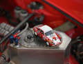 Michael Stoscheks 911 S/T als fantastisches 1:43-Modell am Original