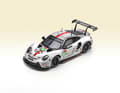 E Der Renner liegt vorne: Bei den aktuellen Sammelmodellen in 1:43 fuhr dieser Porsche 911 RSR-19 von Spark den Sieg nach Hause
