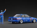 Sowohl bei der Figurine, als auch bei der Modellautoverkleinerung legt Ignition Model sehr viel Wert auf die originalgetreue Dekoration ] Foto : Ignition Model