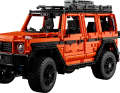 Eine G-Klasse ist ohnehin schon alles andere als dezent. Das Orange des Lego-Kits macht das 1:12-Modell noch auffälliger. ] Foto: Werk