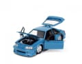 Das schwere Die-Cast-Modell von Jada Toys hat immerhin bewegliche Türen und Hauben. Die Vorderräder sind aber nicht lenkbar umgesetzt. ] Foto: Werk