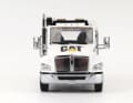 Diecast Masters spart bei seinem Kenworth T380 nicht mit Chromteilen. Der Grill ist extrem filigran gestaltet. ] Foto: Werk