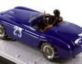 Auch das Cockpit des Ferrari 166 und die Fahrerfigur in 1:43 hat Tron hervorragend gestaltet. ] Foto: Werk
