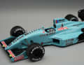 Bei beiden filigran gebauten 1:18-Modellen sticht das Türkis, die Farbe des Hauptsponsors "Leyton House", ins Auge ] Foto: Tecnomodel