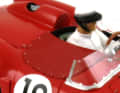 Diese Nahaufnahme zeigt das Cockpit der Startnummer 16 in 1:32, des Wagens von Wolfgang Graf Berghe von Trips und Wolfgang Seidel, der auch nicht ins Ziel kam. ] Foto: Werk