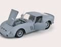 Trotz zu öffnender Türen, Fronthaube und tollem Miniatur- V12 soll der Ferrari 250 GTO in 1:12 von KK-Scale die 200-Euro-Latte nicht reißen