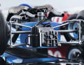 Den Maserati-Motor hat Tecnomodel bei seinem T81 in 1:18 furios wiedergegeben.