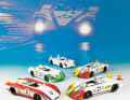 Mit dem langen Spyder Porsche 908/2L in fünf Versionen stockt Tecnomodel aus Italien sein Starterfeld
in 1:18 auf
