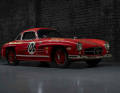 Der rote 300 SL ist jetzt erstmals als Original im Nationalen Automuseum zu sehen. Den 1:43er gibt es im Shop als Modell in 1:43 von Spark Model zu kaufen. ] Foto: NAM