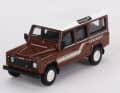 Die Originalfarbe des 1:64-Defender heißt bei Land Rover Russett Brown