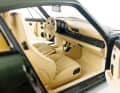 Das Sondermodell „30 Jahre 911“ trägt auf der Hutablage in 1:18 die Plakette des Originals. Norev ist eben ein Kennerteam.
