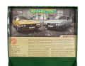 Die beiden CI-5-Fastbacks gibt es im kultigen Set bei Scalextric, inklusive Geheimdossier im Deckel der Verpackung. Very british! ] Foto: Werk