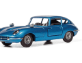 Der Die-Cast-E-Type hat bewegliche Türen und Hauben