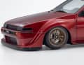 Bei seinen hochwertigen Resine-Modellen legt der japanische Hersteller sehr viel Wert auf Finessen wie Felgen und fein gemachte Bremsanlagen ] Foto: Kyosho