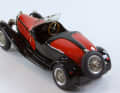 Der T44 Roadster war ein kompakter, wenn auch luxuriöser Sportwagen. Die Proportionen des Originals von 1928 sind in 1:43 gut getroffen. ] Foto: Autopioneer