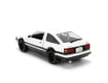 Der 1:24-Karosserie aus Die Cast spendiert Jada Toys bei seinem Toyota Trueno bewegliche Türen, Heckklappe und Motorhaube ] Foto: Jada Toys