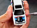 Was will uns dieses Bild sagen? Hot Wheels hat den Motorraum ab Werk originalgetreu bemalt! ] Foto: Mattel Creations